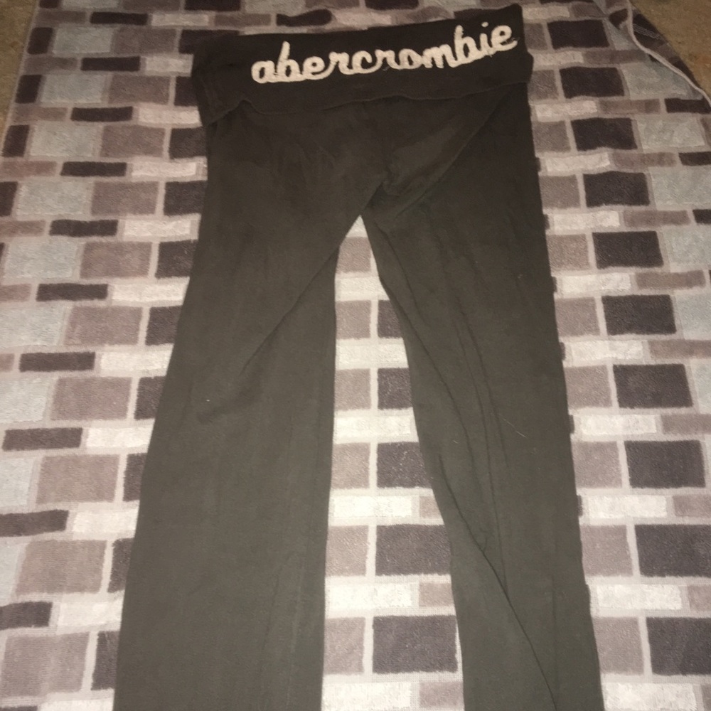 Abercrombie and Fitch grey yoga pants
